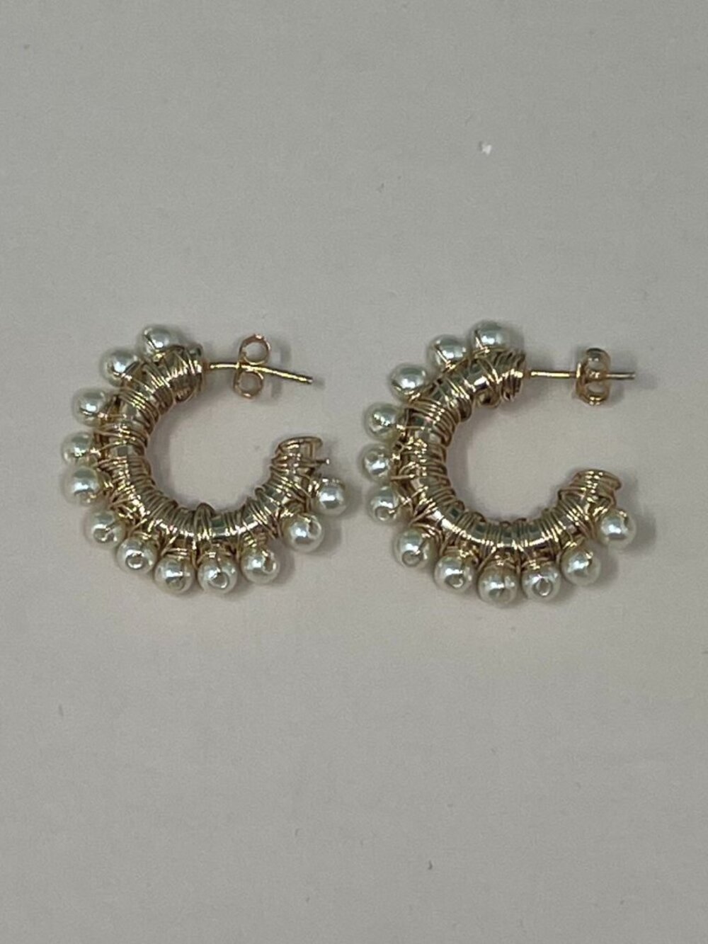 Bracha | Harlow Pearl Hoop Earrings